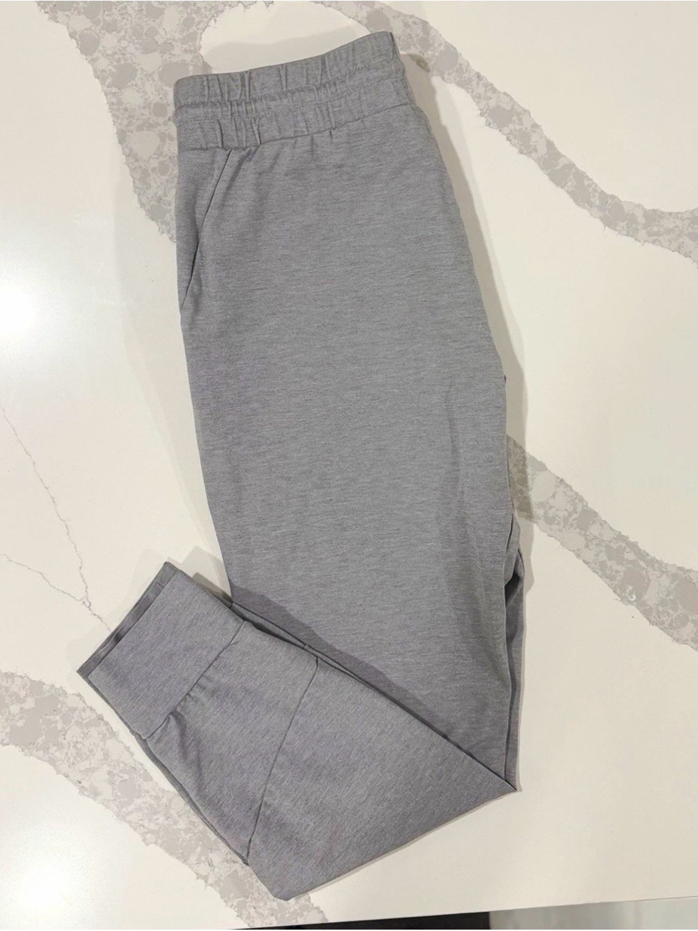 BYLT Premium Basics Men’s Gray Jogger Pants Size L Drawstring Waist Pockets